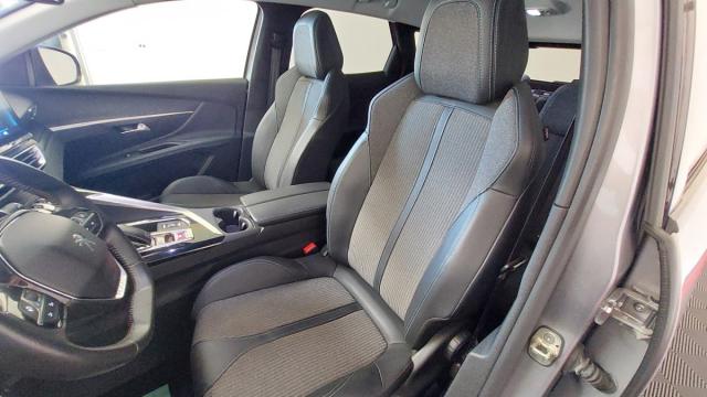 Peugeot 3008 image 3
