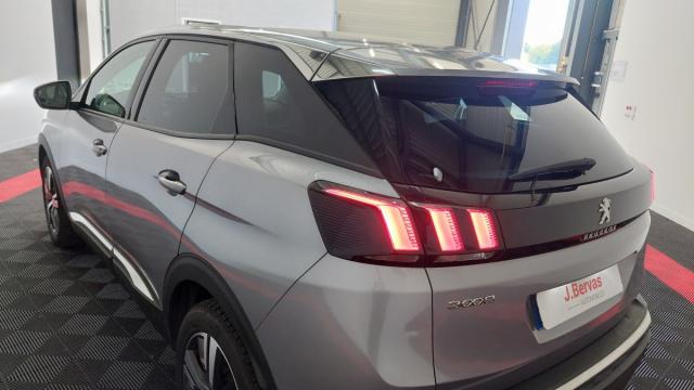 Peugeot 3008 image 8