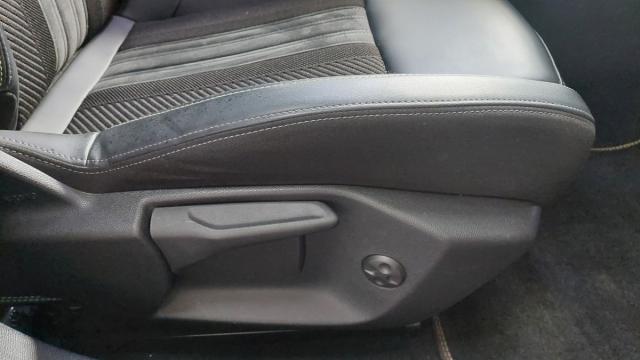 Peugeot 308 image 1