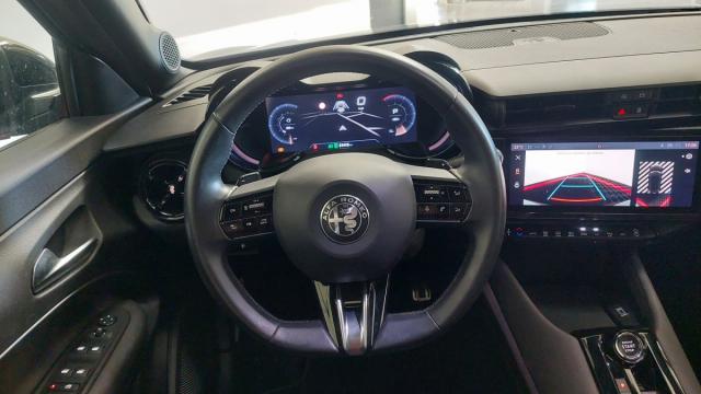 Alfa Romeo Junior image 7