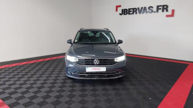 Volkswagen Tiguan image 8