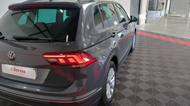 Volkswagen Tiguan image 2