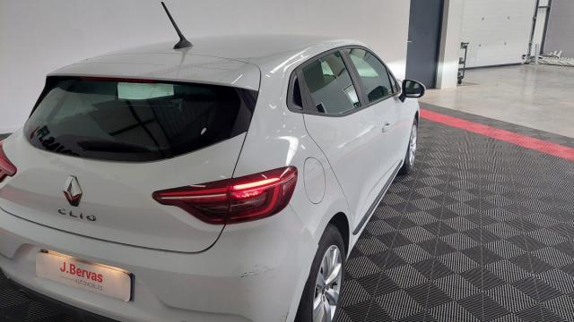 Renault Clio image 8