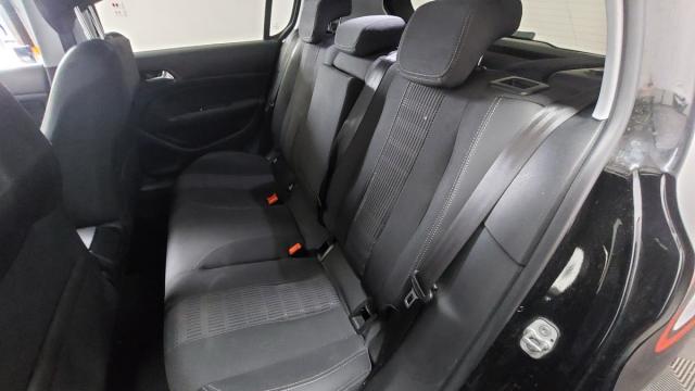 Peugeot 308 image 4