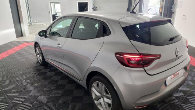 Renault Clio image 9
