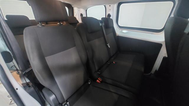 Peugeot Expert Combi image 9