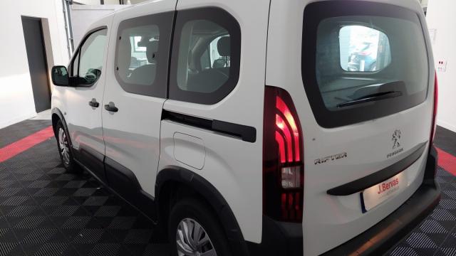 Peugeot Rifter image 6