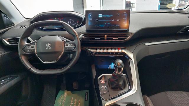 Peugeot 5008 image 2