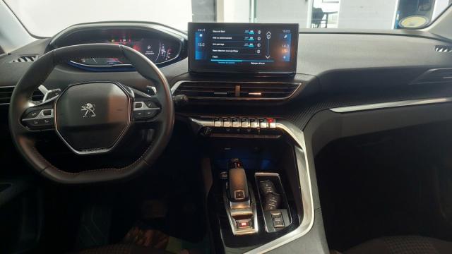 Peugeot 3008 image 8