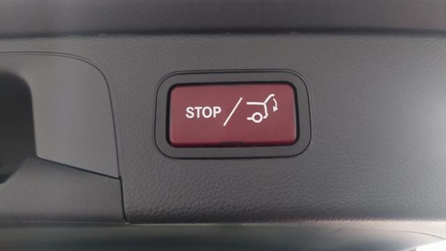 Mercedes Benz Glc image 3