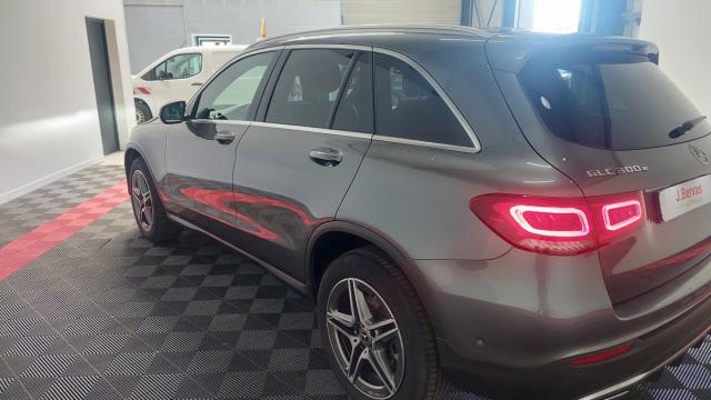 Mercedes Benz Glc image 6