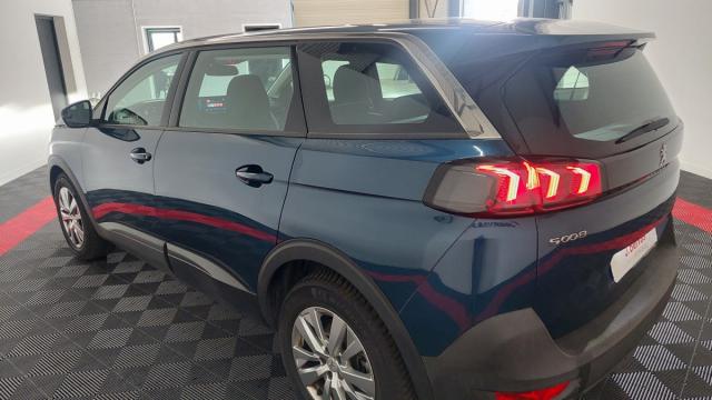 Peugeot 5008 image 8