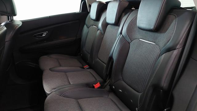 Renault Grand Scénic image 8