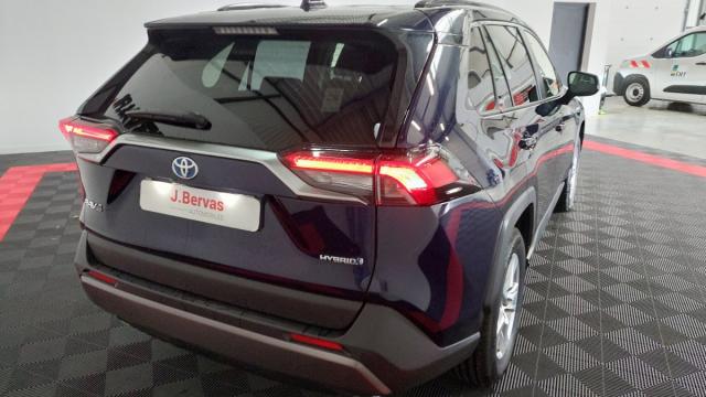 Toyota Rav4 image 2