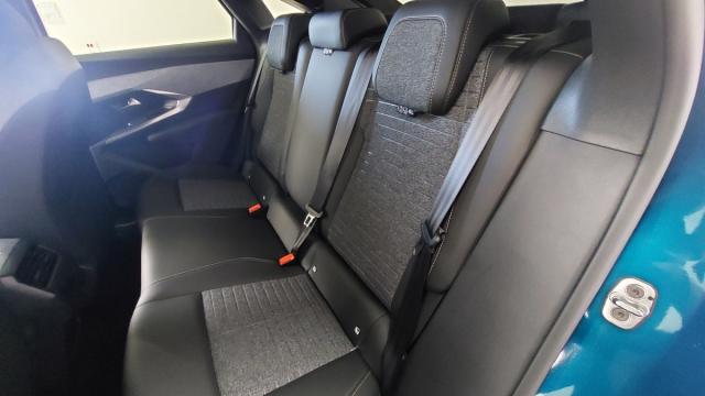 Peugeot 3008 image 1