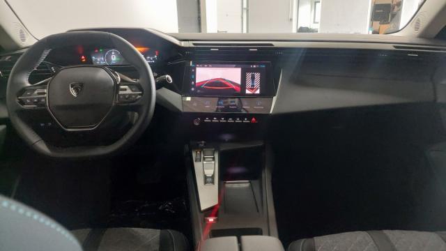 Peugeot 408 image 2