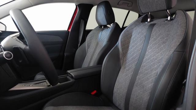 Peugeot 408 image 5