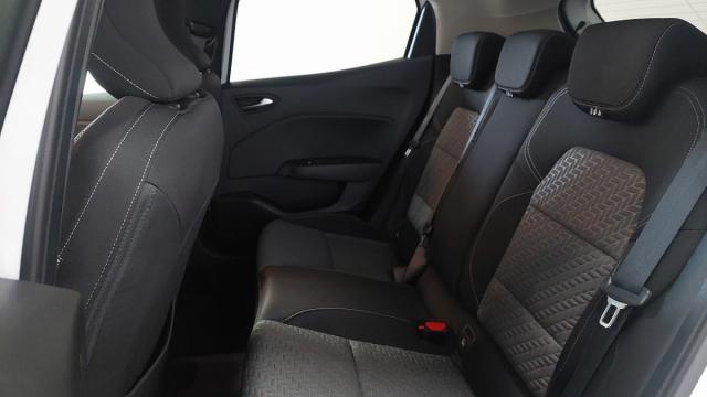 Renault Clio image 6