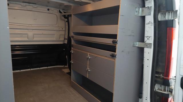 Renault Trafic image 2