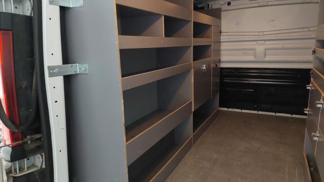 Renault Trafic image 8