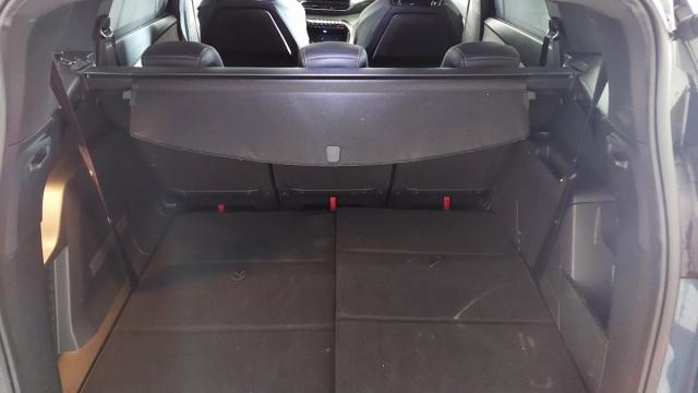 Peugeot 5008 image 2