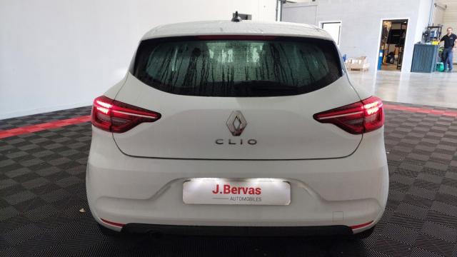 Renault Clio image 9