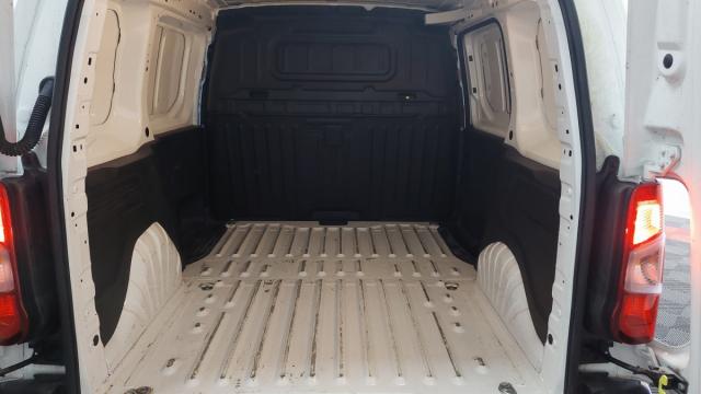 Opel Combo image 2