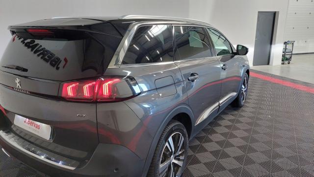 Peugeot 5008 image 2