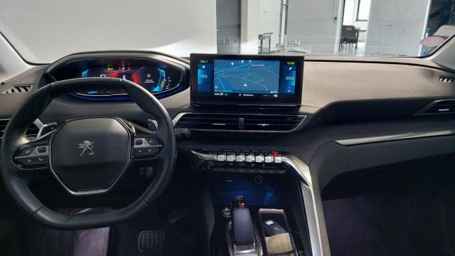 Peugeot 3008 image 3