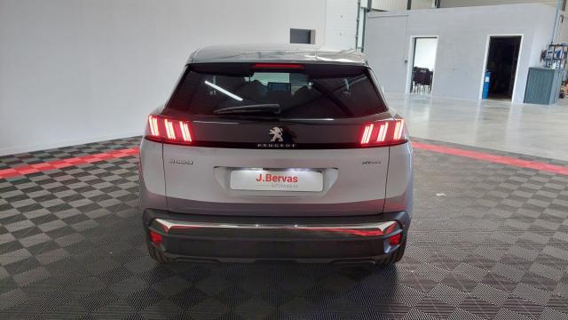Peugeot 3008 image 2
