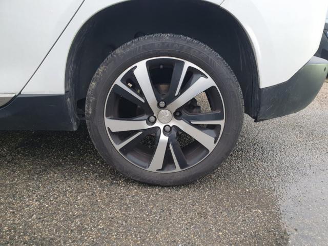 Peugeot 2008 image 1