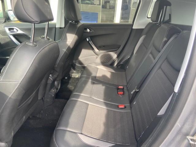 Peugeot 2008 image 7