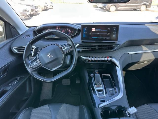 Peugeot 5008 image 2