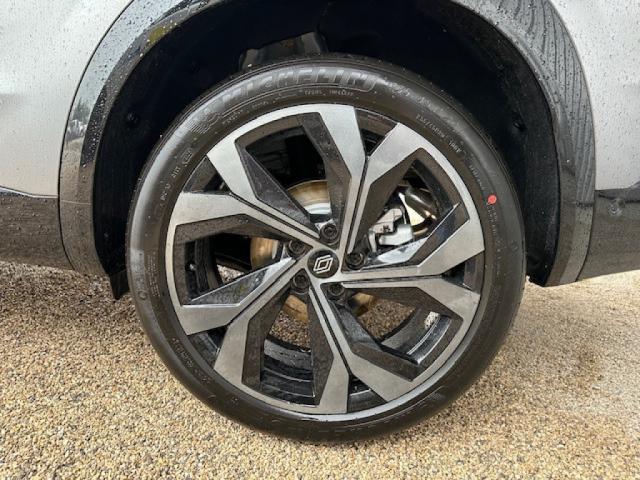 Renault Austral image 9