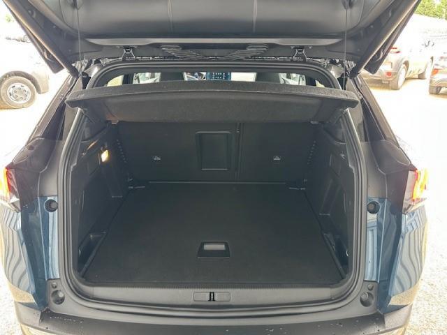 Peugeot 3008 image 2