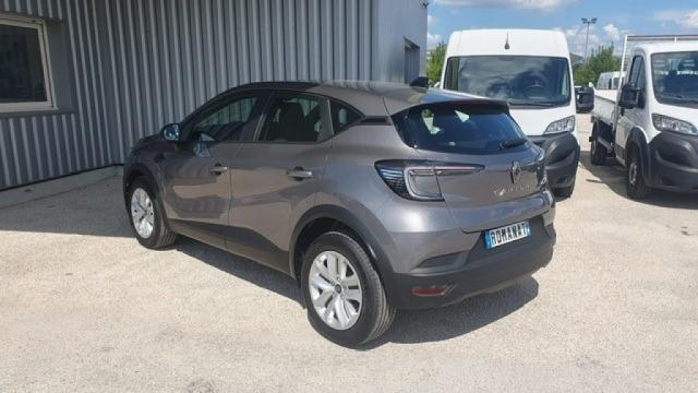 Renault Captur image 2