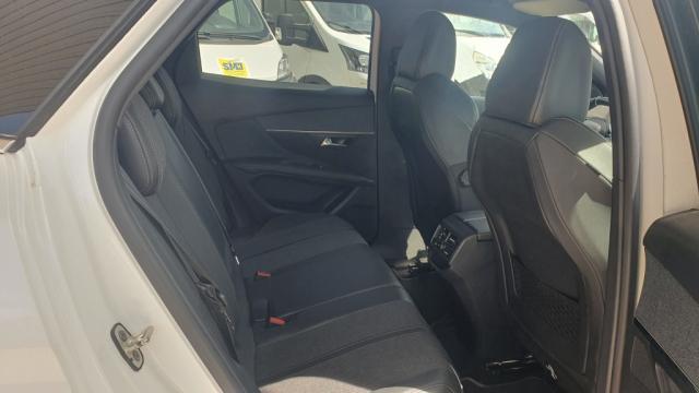 Peugeot 3008 image 7