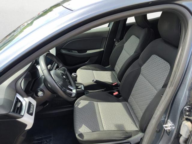 Renault Clio image 8