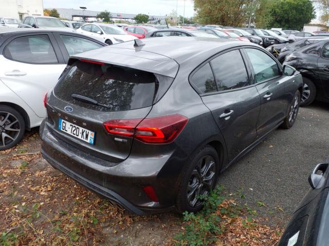 Ford Focus image 3