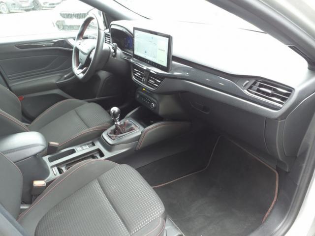 Ford Focus image 4