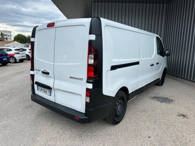 Renault Trafic image 1