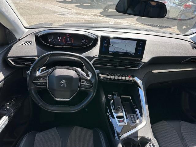Peugeot 5008 image 6
