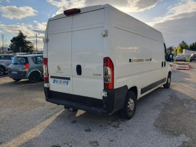 Peugeot Boxer image 2