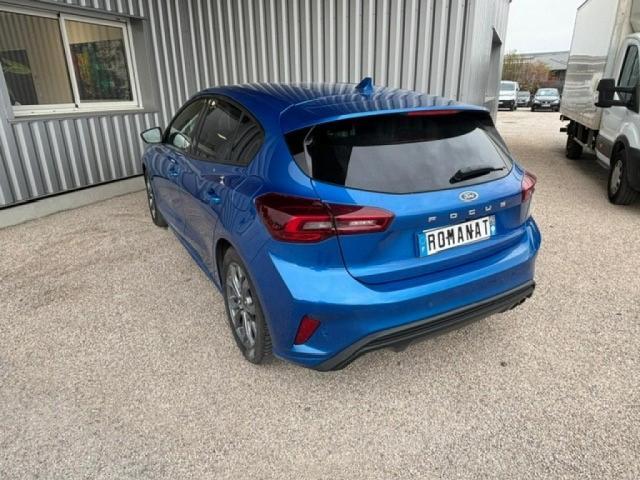 Ford Focus image 6