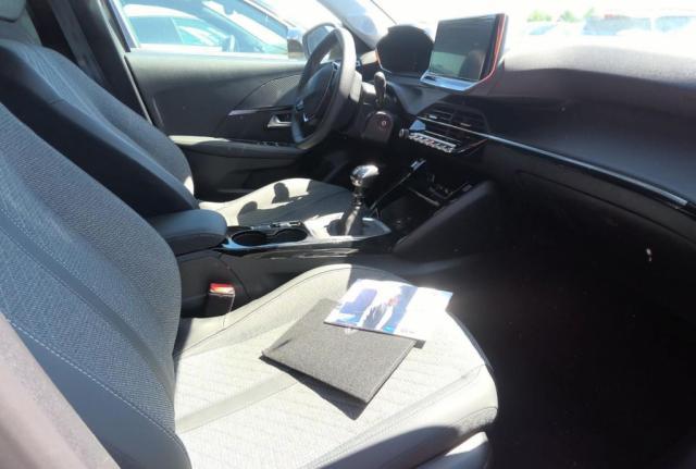 Peugeot 208 image 7