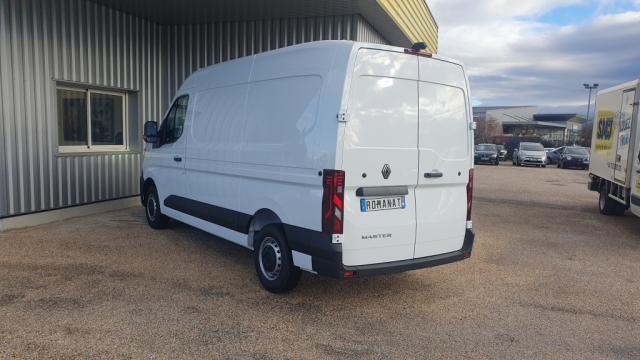 Renault Master image 3