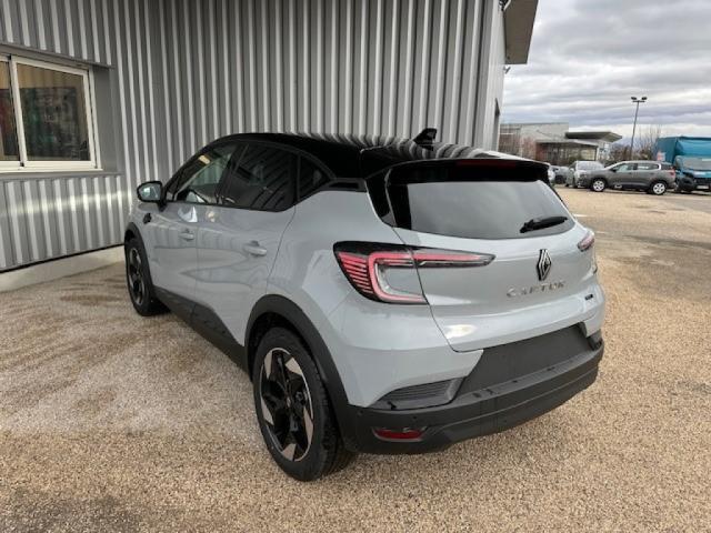 Renault Captur image 2