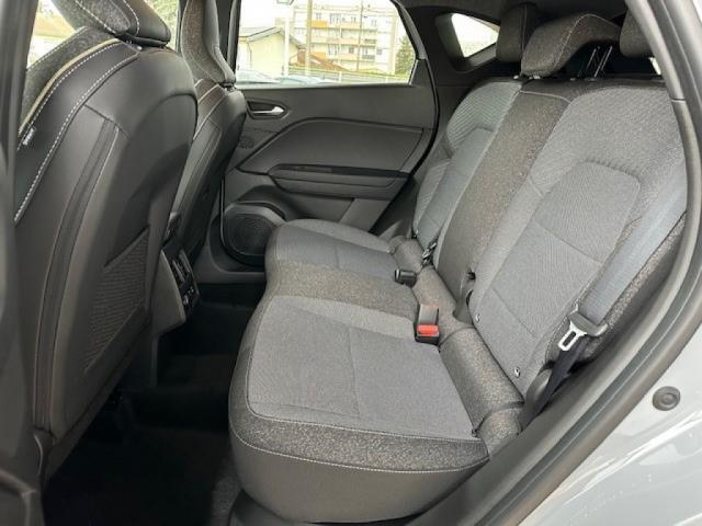 Renault Captur image 7