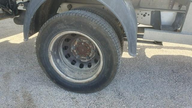 Ford Transit image 3