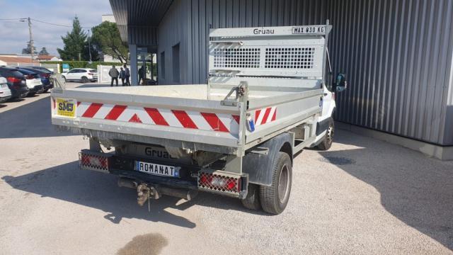 Ford Transit image 2